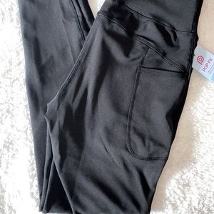 NWT POP fit medium black leggings